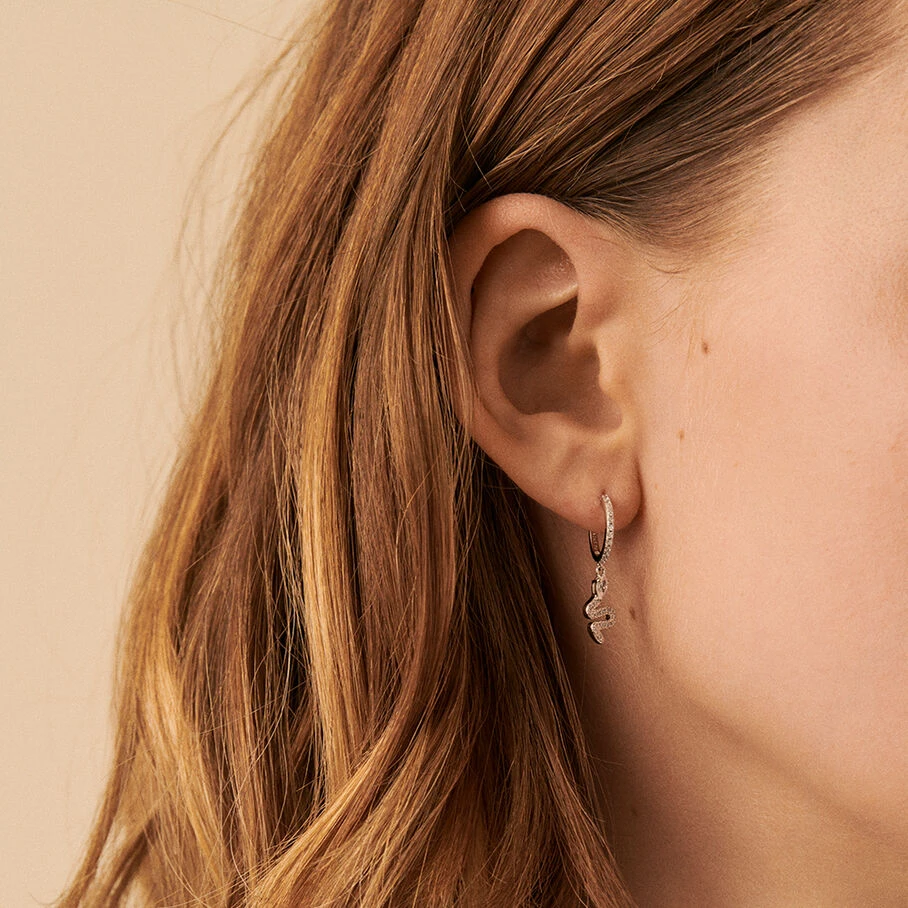 Piercing Créole SNAKY - Cristal / Argenté 4 Piercing Créole SNAKY - Cristal / Argenté – Image 2