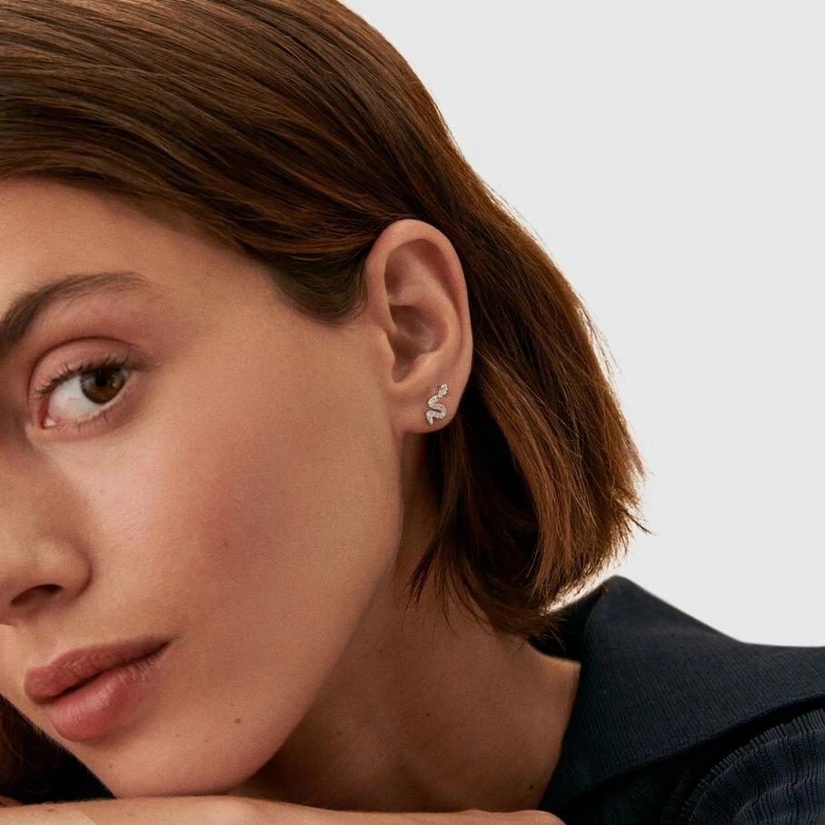 Piercing Puce SNAKY - Cristal / Argenté 4 Piercing Puce SNAKY - Cristal / Argenté – Image 2